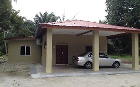 Paksu Guesthouse Kampar